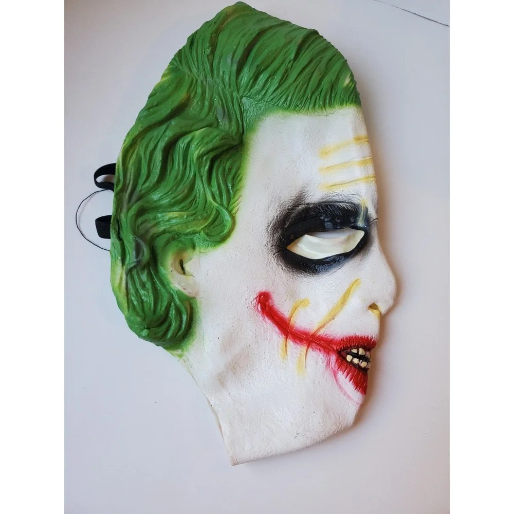 Batman Dark Knight Joker‎ Rubber Face Halloween Mask DC Comics size Adult